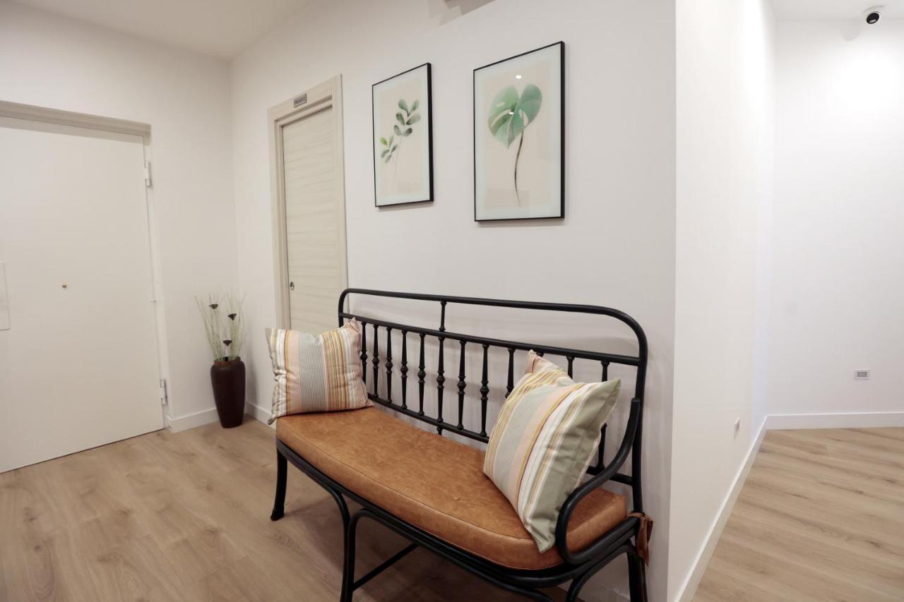Angio Holiday Rooms Νάπολη Εξωτερικό φωτογραφία