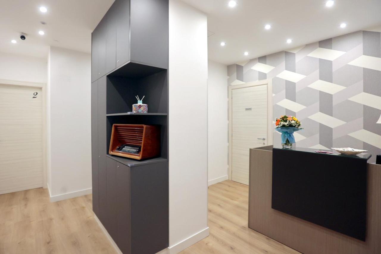 Angio Holiday Rooms Νάπολη Εξωτερικό φωτογραφία