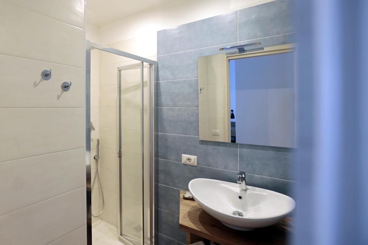 Angio Holiday Rooms Νάπολη Εξωτερικό φωτογραφία