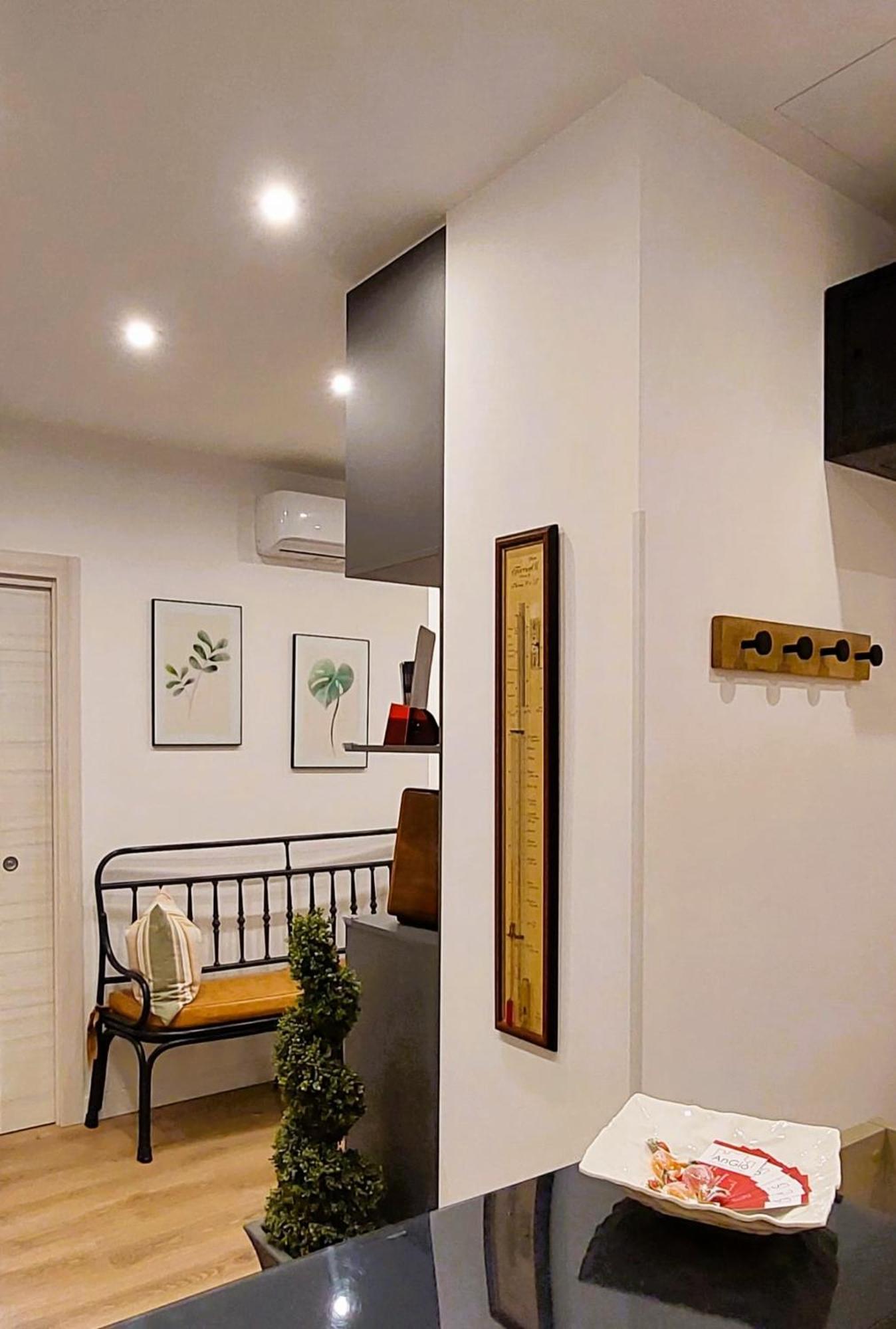 Angio Holiday Rooms Νάπολη Εξωτερικό φωτογραφία